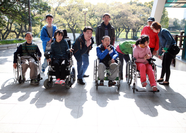 '우리 동네, 내 친구' 사진전